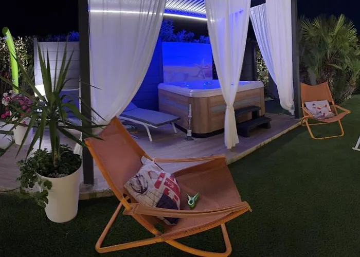 Luxury Diamante Villa